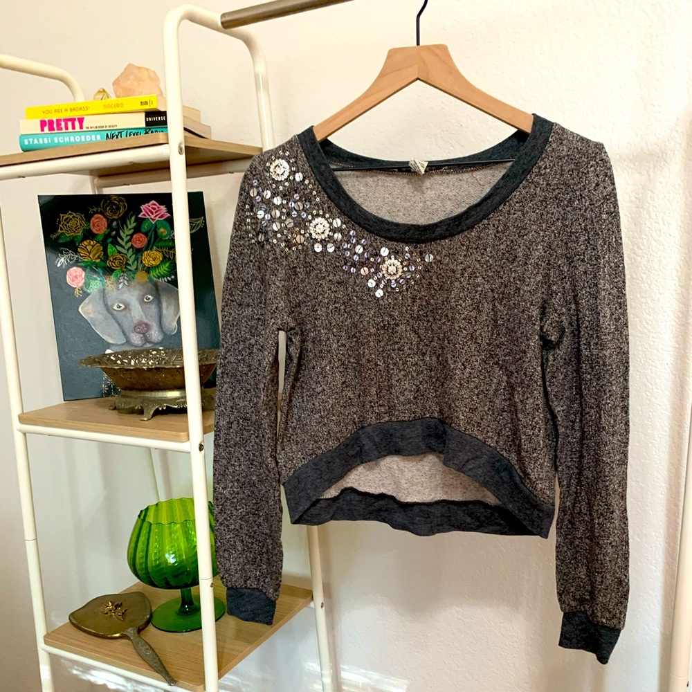 Heater grey sweater